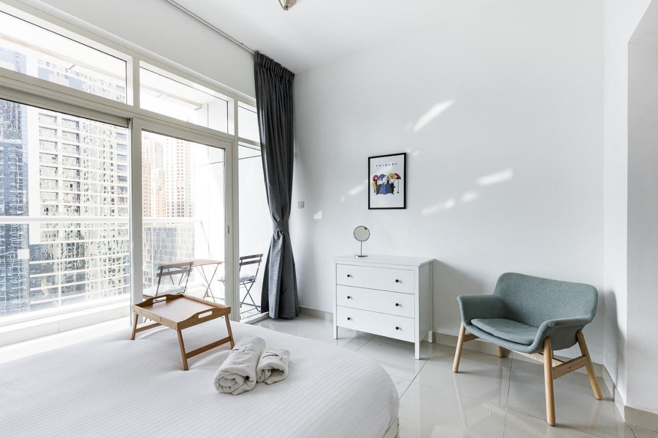 Lovely Unit With Marina View Vila Dubai Exterior foto