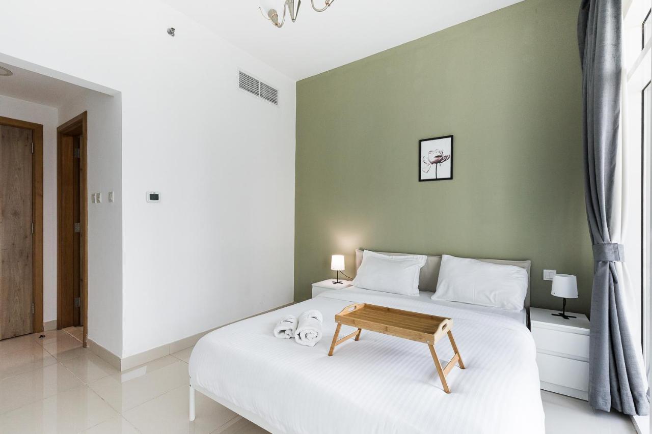 Lovely Unit With Marina View Vila Dubai Exterior foto